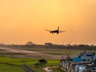 Câu đố: Chuyến bay không còn nhiên liệu, bạn sẽ hạ cánh ở đâu?